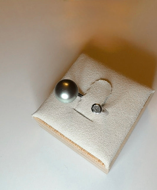 Silver Tahitian Pearl ring in Silver