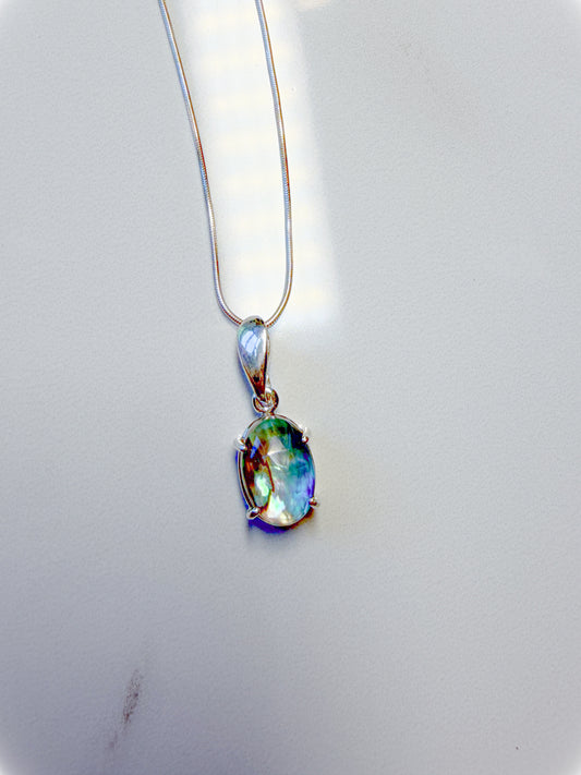 Mother of Pearl triplet pendant