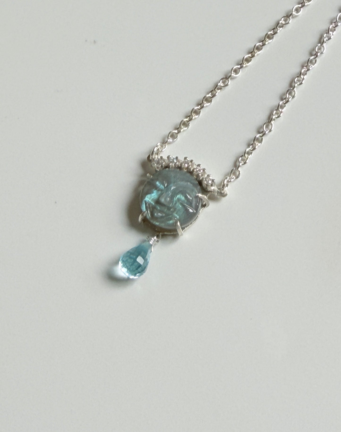 Labradorite face with crown pendant